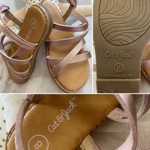 Strappy sandals NWOT, Cat & Jack sz8